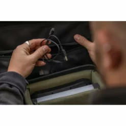 Avid Carp Stormshield Pro Tech Pack XL -Accessoires Soldes Boutique A043007320Stormshield20Pro20Tech20Pack ls 14 550x550w